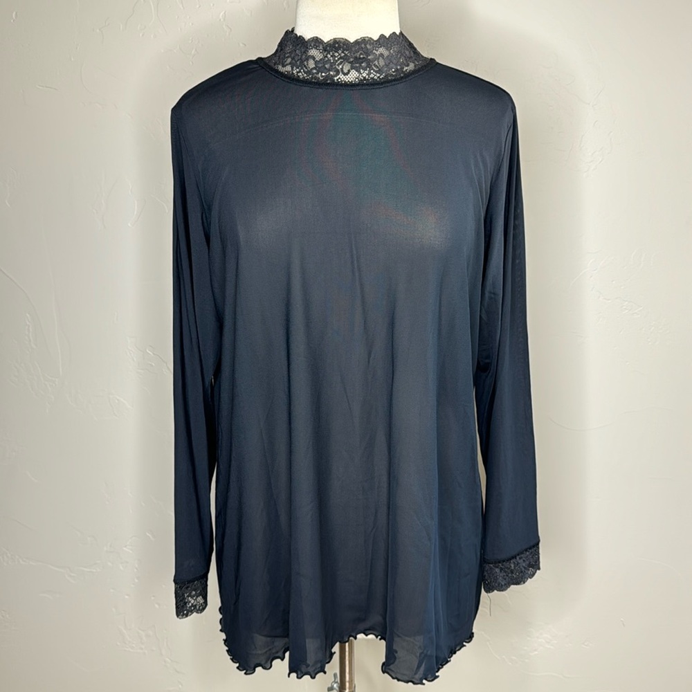 Logo Layers Sheer top with Lace collar and cuff Lettuce hem Size 1X